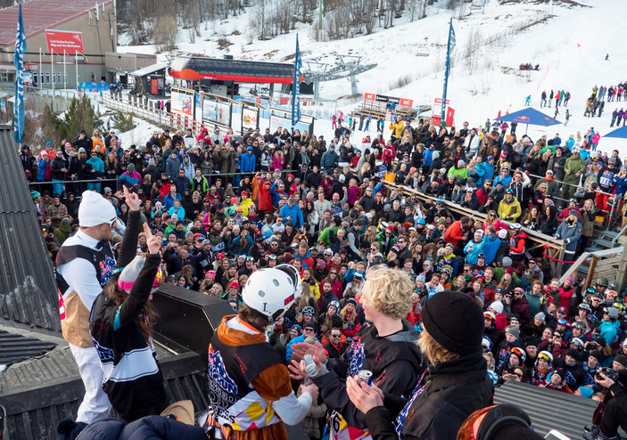 Bild från Red Bull Homerun 2016 Utklädnad & Mingel